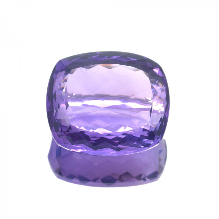 34,05 ct  Amethyst Kissen Schnitt 22,00x19,42mm