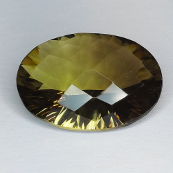 15,77ct quarzo fumé taglio ovale 21,1x15mm