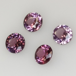 1,31ct Spinell rund Größe 4,3-4,4mm