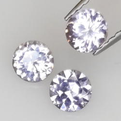 1,30ct Espinela Talla Redonda 4,3-4,4mm