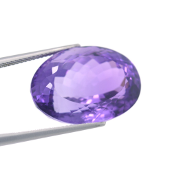 27,97 ct Amethyst Oval Cut 21,97x15,91mm