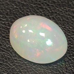 2.26ct Ópalo talla oval 11.00 x 8.12 mm