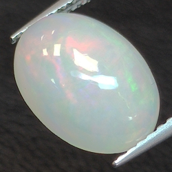 2.26ct Ópalo talla oval 11.00 x 8.12 mm
