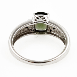 Moldavitring mit weißem Topas aus rhodiniertem 925er Sterlingsilber