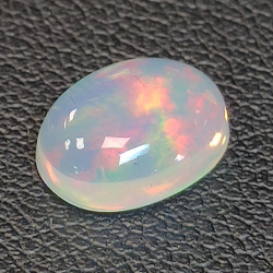 1.48ct Ópalo talla oval 10.01 x 7.54 mm