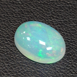 2.06ct Ópalo talla oval 11.24 x 8.47 mm