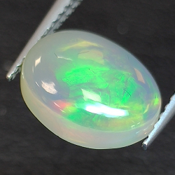 1,76ct Opale taglio ovale 10,75 x 8,27 mm