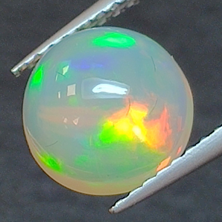 1.78ct Ópalo talla redonda 8.56 x 8.48 mm