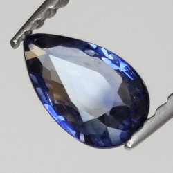 0,64ct Zaffiro taglio pera 6,8x4,2mm