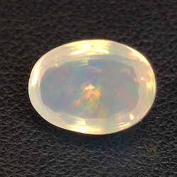 1,98ct Ópalo talla oval 10,3x7,6 mm