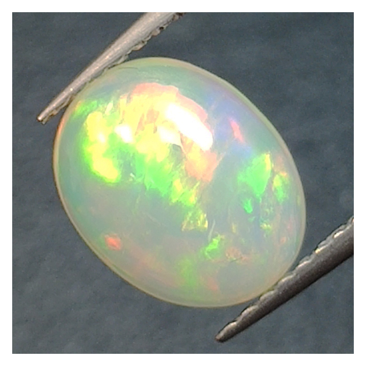 1,53ct Ópalo talla oval 9,6x7,6 mm