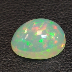 2,21ct Ópalo talla oval 10,2x7,8 mm