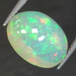 2,21ct Ópalo talla oval 10,2x7,8 mm