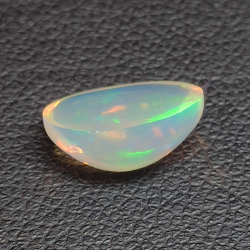 1,85ct Ópalo talla oval 10,5x7,6 mm