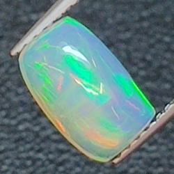 1,20ct Ópalo talla baguette 9,2x6,01 mm