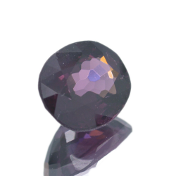 1,30 ct Spinel Oval Cut