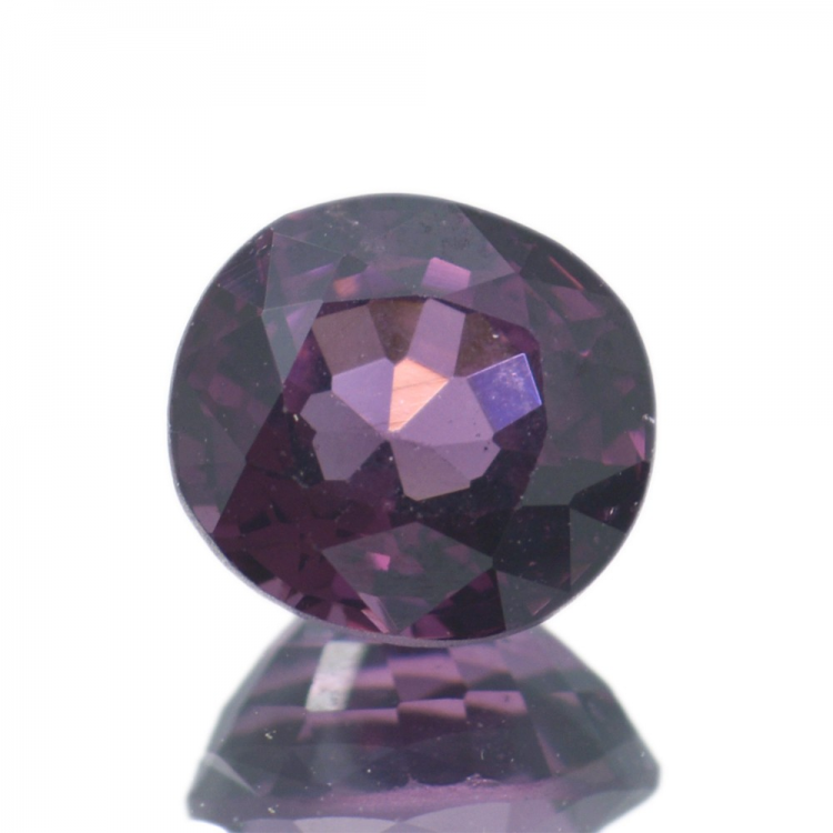 1,37 ct Spinel Oval Cut