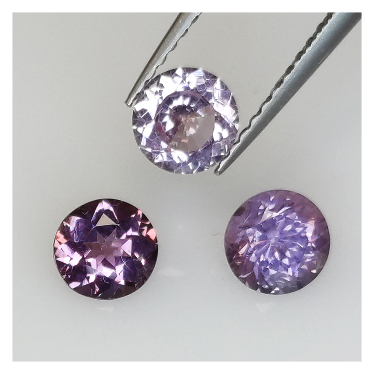 1,70ct Spinel Round Cut 5,1-5,2mm