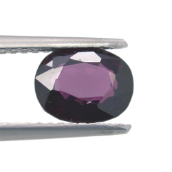 1,68 ct Spinel Oval Cut