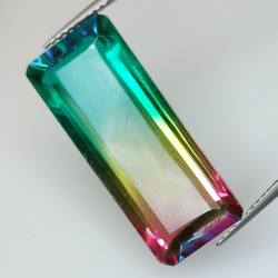 13.81ct Triplet quartz 25.10 x 10.27 mm
