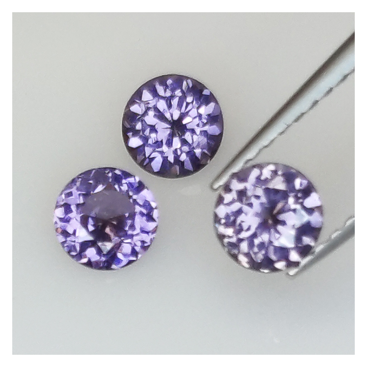 1,25ct Spinell rund Größe 4,7-4,8mm