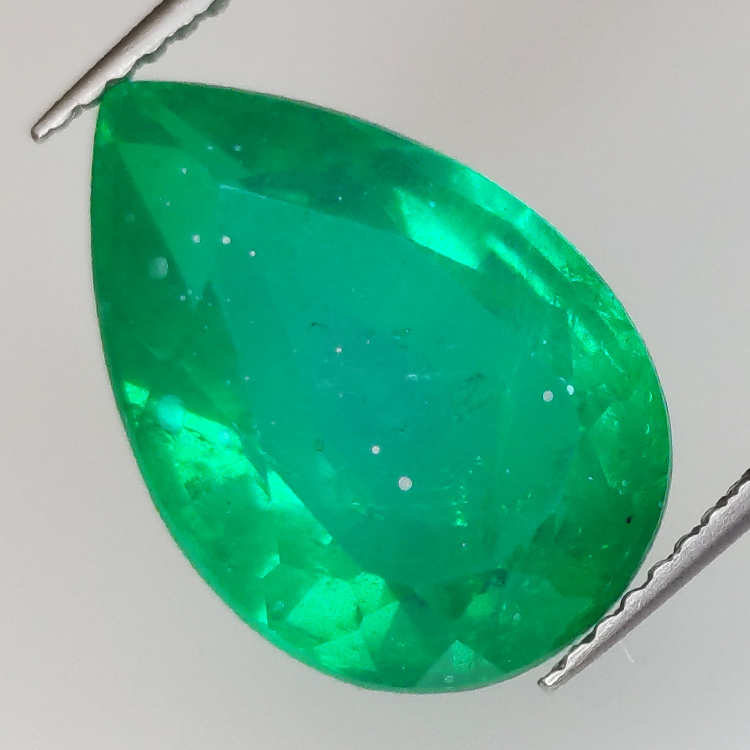 7.30ct Triplete cuarzo 15.52x10.99 mm
