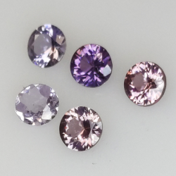1,12ct Spinel Round Cut 3,8-3,9mm