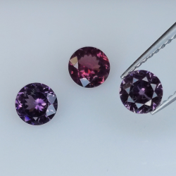 1,27ct Espinela Talla Redonda 4,7-4,8mm