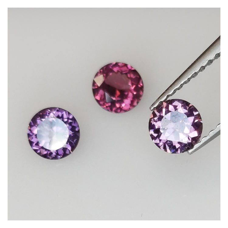 1,27ct Spinel Round Cut 4,7-4,8mm