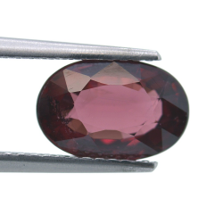 2,84 ct Rodolita Talla Ovalada