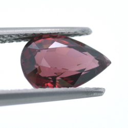 2,36 ct Rhodolite Pear Cut