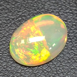 2,32ct Ópalo talla oval 11,08x8,5 mm
