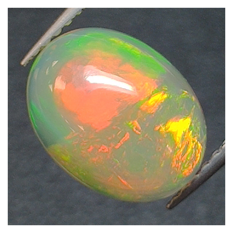2,32ct Opal im Ovalschliff 11,08x8,5 mm