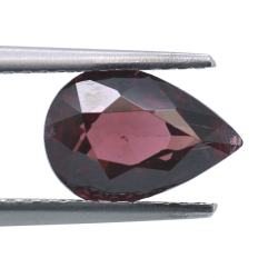 2,36 ct Rhodolite Pear Cut