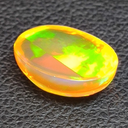 1,75ct Ópalo talla oval 10,3x7,7 mm