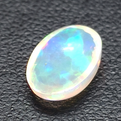 1,12ct Oval cut opal 10,2x7,03 mm