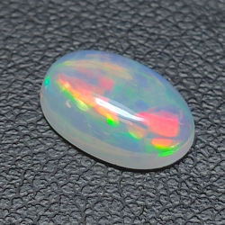 1,12ct Opale taglio ovale 10,2x7,03 mm