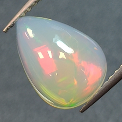 1,73ct Oval cut opal 11,6x8,2 mm