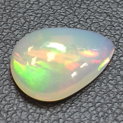 1,73ct Ópalo talla oval 11,6x8,2 mm