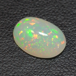 1,94ct Ópalo talla oval 10,9x7,8 mm