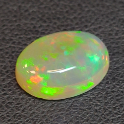 2,07ct Ópalo talla oval 11,2x8,3 mm