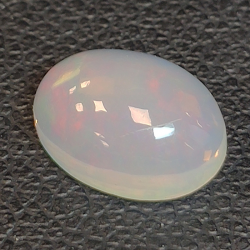 1,63ct Oval cut opal 9,7x7,1 mm
