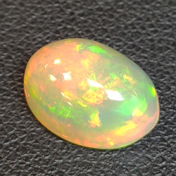 2,75ct Opal im Ovalschliff 11,3x8,5 mm