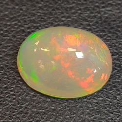 2,75ct Ópalo talla oval 11,3x8,5 mm