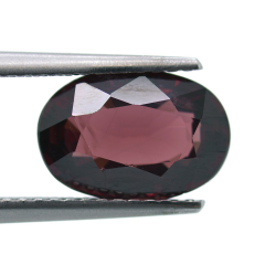 3,12ct Rhodolite Oval Cut