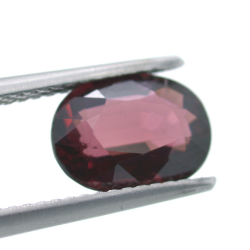 2,74ct Rodolita Talla Ovalada