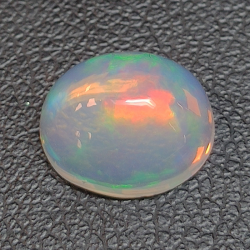 2,18ct Ópalo talla oval 10,3x8,4 mm