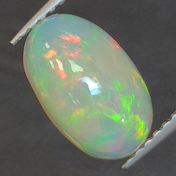 1,93ct Ópalo talla oval 10,7x6,6 mm