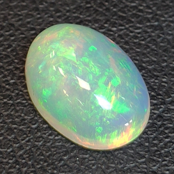1,98ct Opale ovale 10,9x8,2 mm