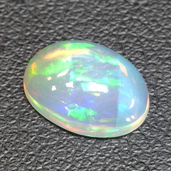1,59ct Ópalo talla oval 10,7x7,7 mm